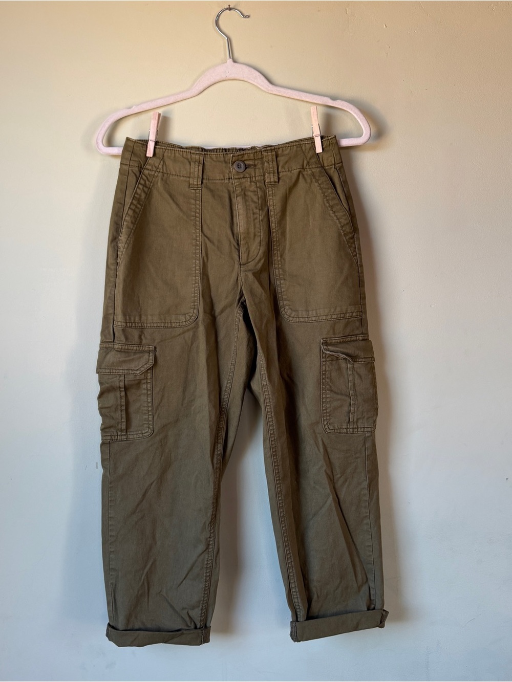 Women’s Cargo Pants in Olive Green
